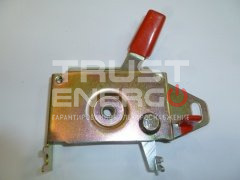 Кронштейн с ручками управления двигателем KM170/Control Handle Support 